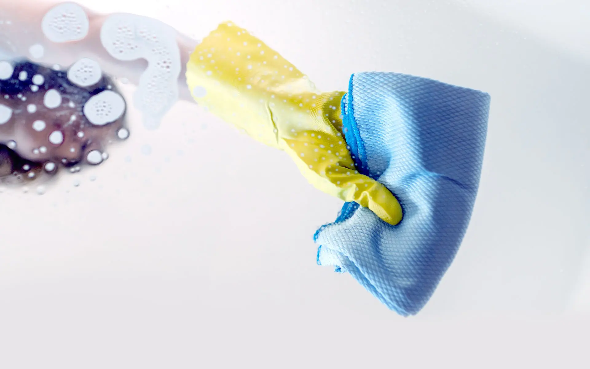 Comment nettoyer les vitres sans traces